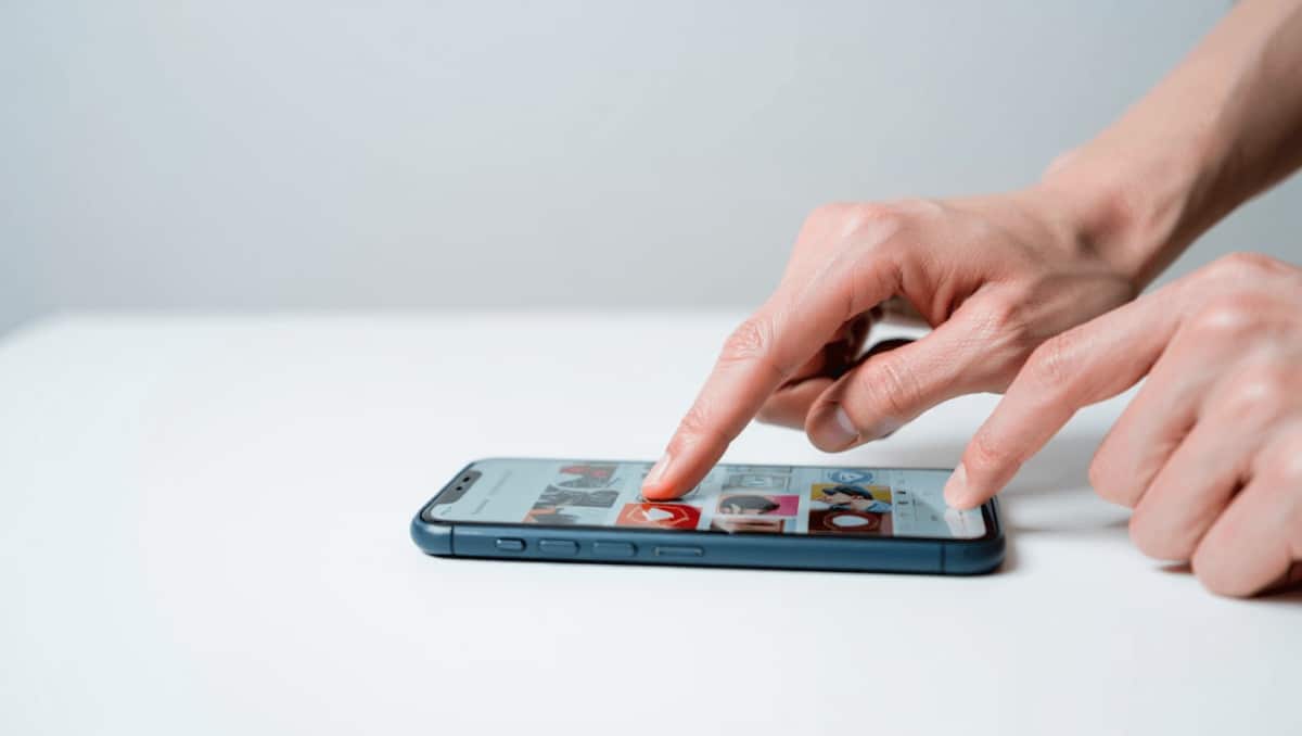 
                                Here’s whether you can rewatch Instagram Instants, and how long they really last                            